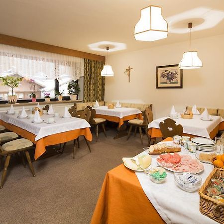 Hotel Ciasa Iris Colfosco Zewnętrze zdjęcie